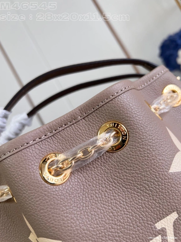 Official oldcobbler Summer Bundle-28*20*11.5CM LOUIS VUITTON 0814